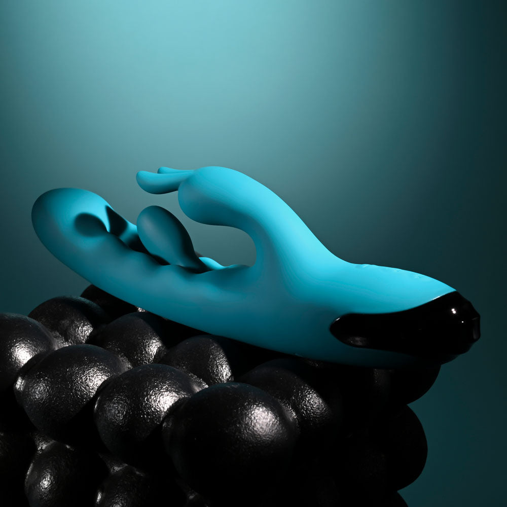 Evolved BUNNY TAPPER - Blue 20 cm USB Rechargeable Rabbit Vibrator with Flicking Shaft
