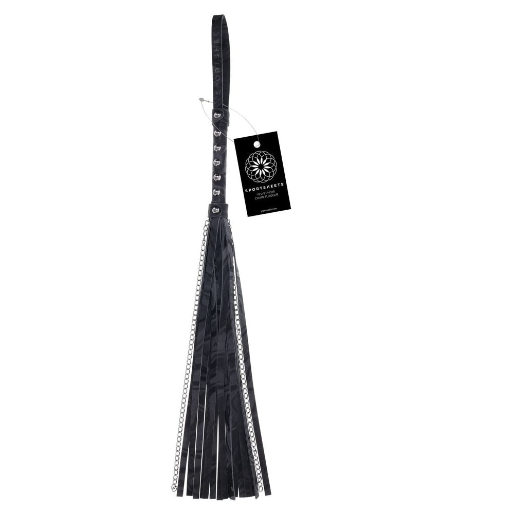 SPORTSHEETS Velvet Noir Chain Flogger - Black 43 cm Flogger Whip